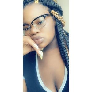 Meet your Posher, Tquisha